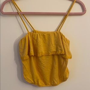 Cute yellow top